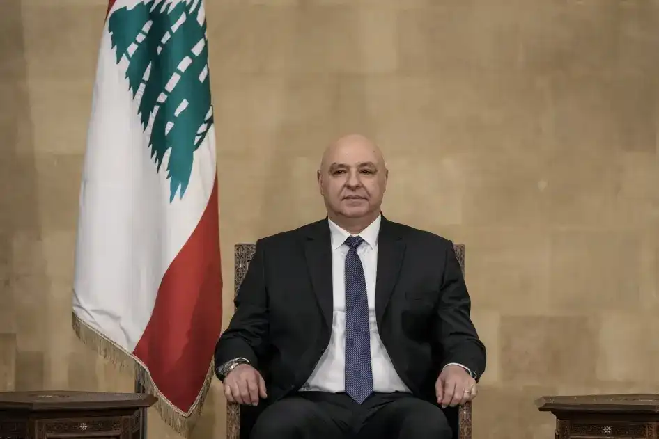 الرئيس اللبناني: سحب سلاح جميع القوى المسلحة بما فيها "حزب الله"